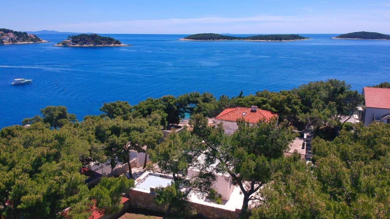 Beach Residences Caroline Χβαρ Εξωτερικό φωτογραφία