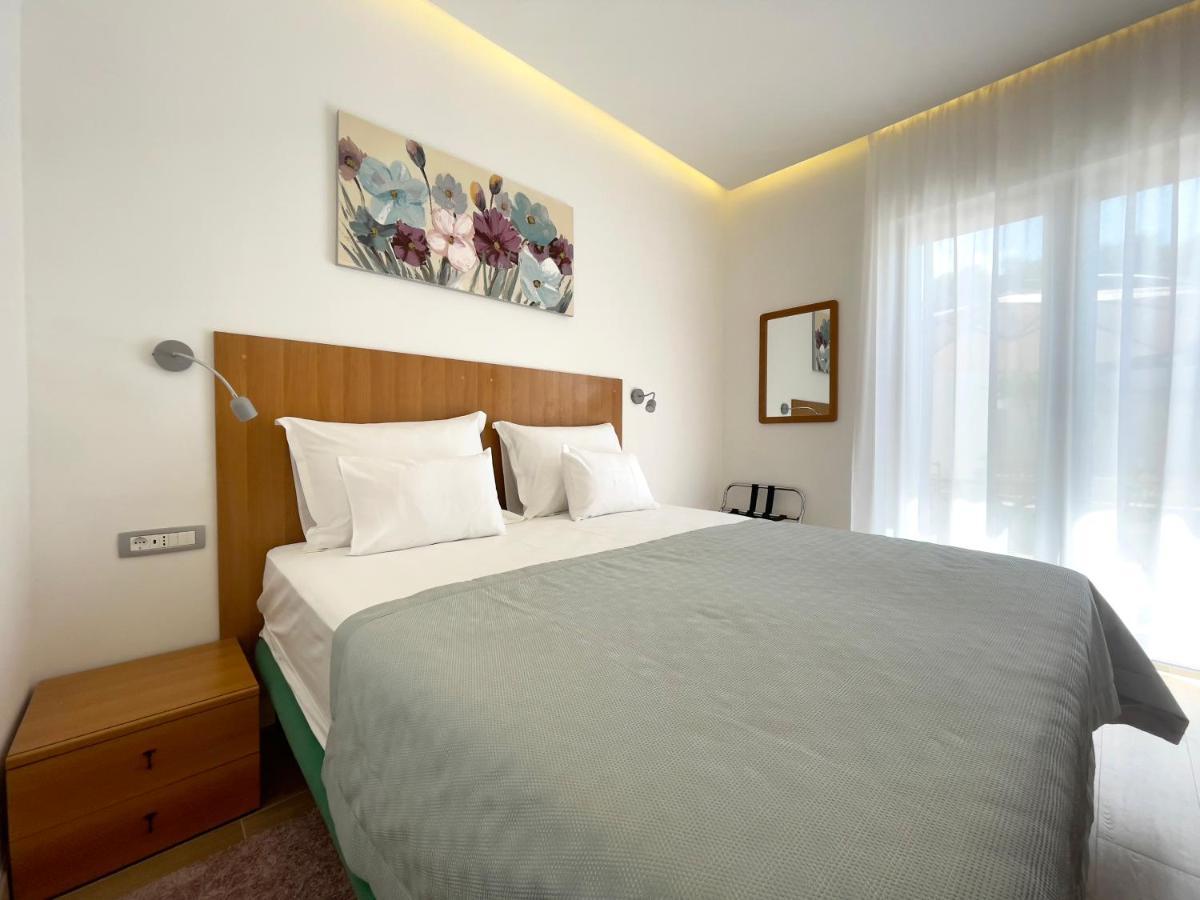 Beach Residences Caroline Χβαρ Εξωτερικό φωτογραφία