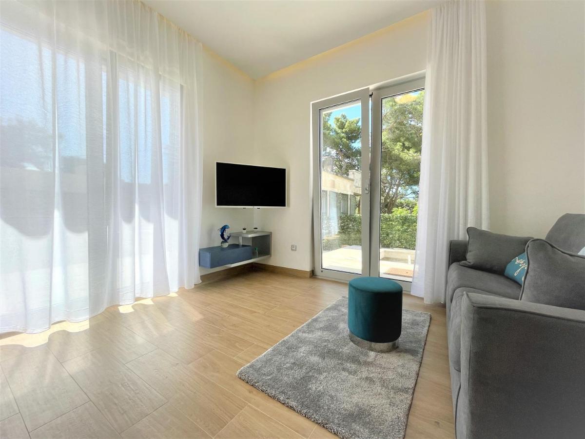 Beach Residences Caroline Χβαρ Εξωτερικό φωτογραφία
