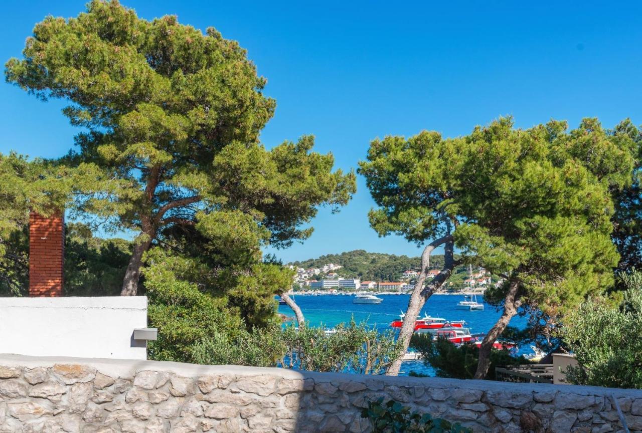 Beach Residences Caroline Χβαρ Εξωτερικό φωτογραφία