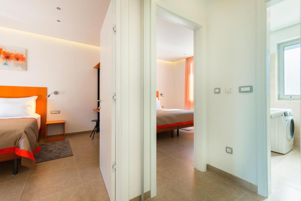 Beach Residences Caroline Χβαρ Εξωτερικό φωτογραφία