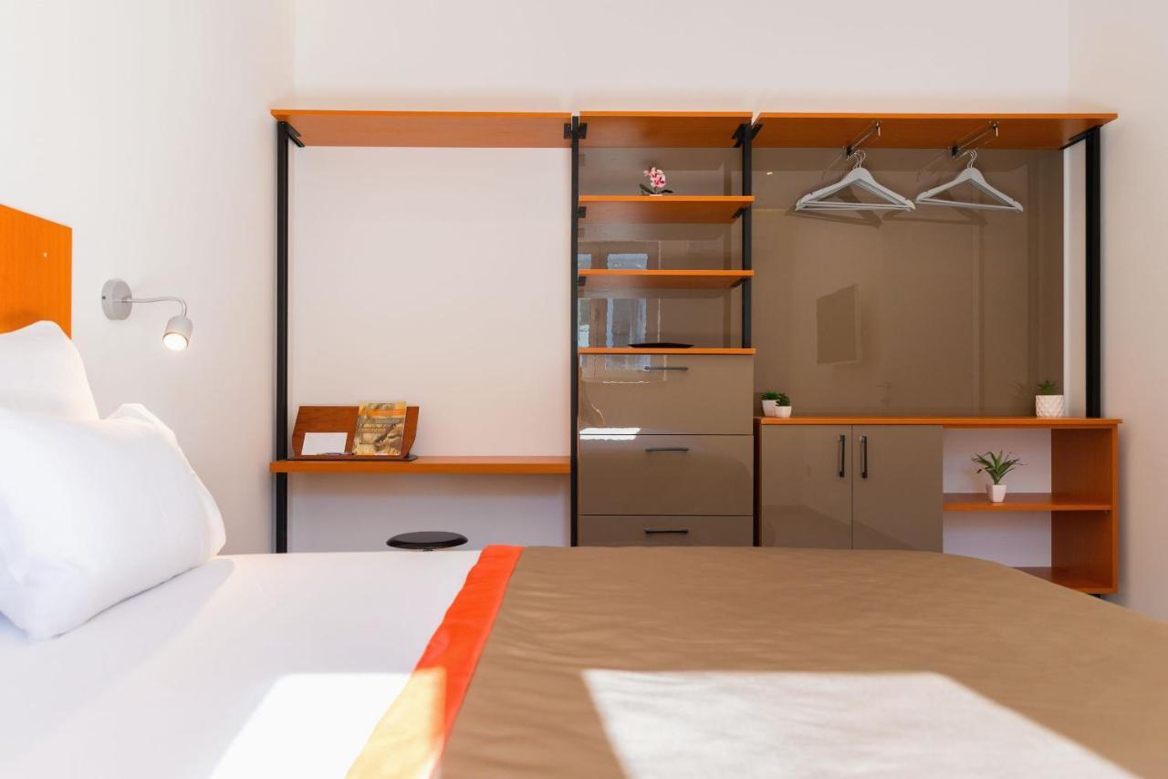 Beach Residences Caroline Χβαρ Εξωτερικό φωτογραφία