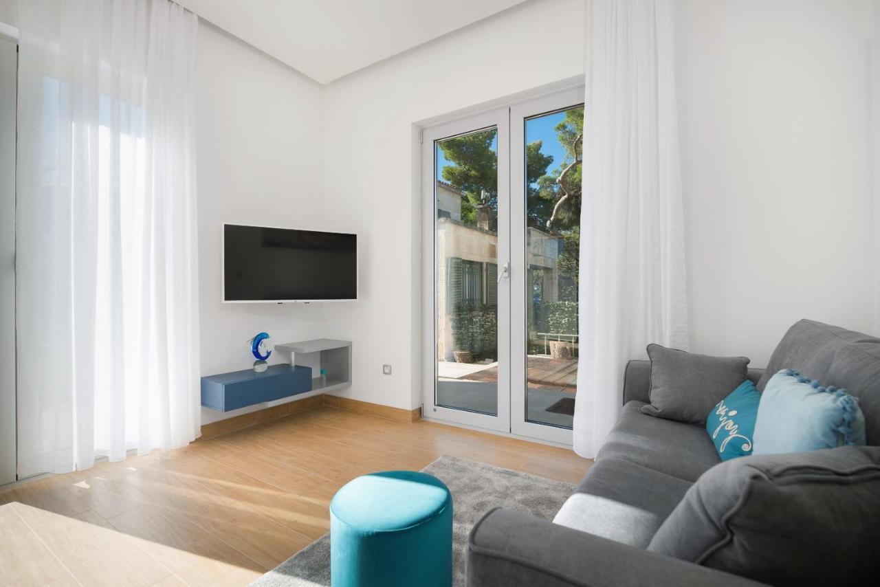 Beach Residences Caroline Χβαρ Εξωτερικό φωτογραφία